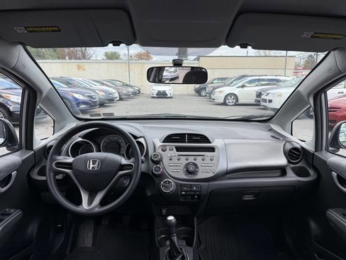Used 2010 Honda Fit image 12