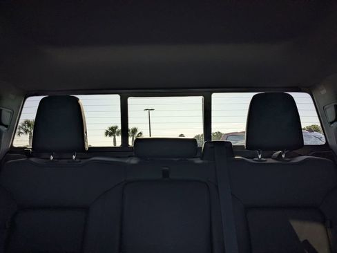 Certified 2022 Chevrolet Silverado 1500 LT image 17