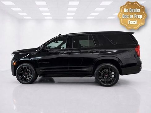 Used 2023 GMC Yukon SLT w/ SLT Luxury Package AWD/4WD image 3