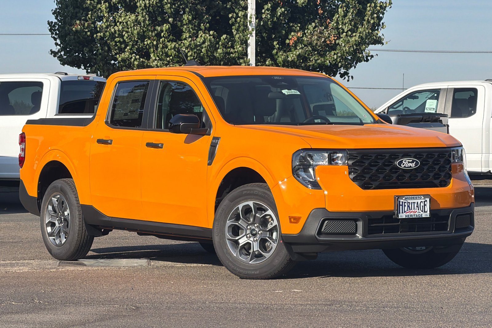 New 2026 Ford Maverick XLT w/ XLT Luxury Package FWD image 1