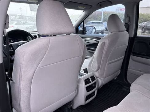 Used 2019 Honda Pilot LX image 19