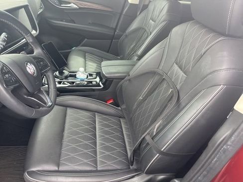 Used 2023 Buick Envision Avenir image 33