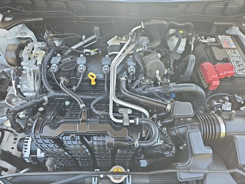 Used 2024 Nissan Altima 2.5 S FWD image 29