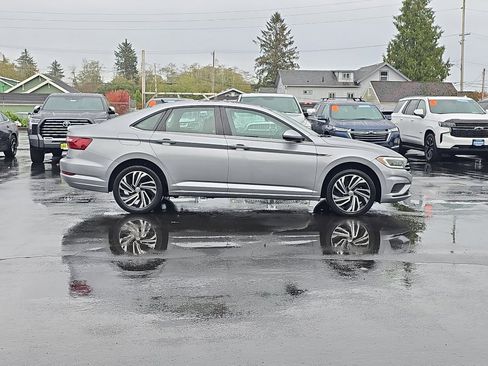 Used 2021 Volkswagen Jetta SEL image 7