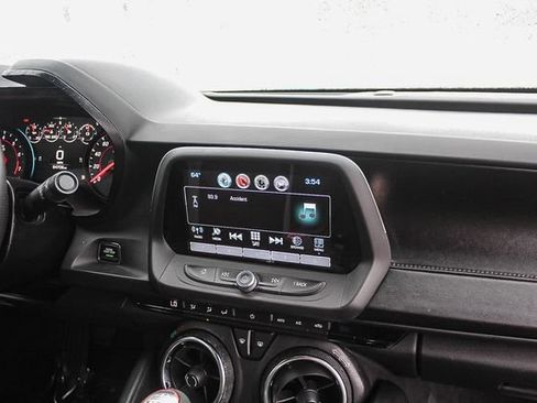Used 2018 Chevrolet Camaro SS RWD image 16