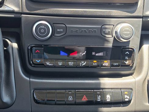 New 2026 RAM ProMaster 2500 w/ Safety Group FWD image 27