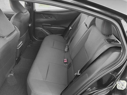 Used 2026 Toyota Prius Plug-In Hybrid FWD image 17