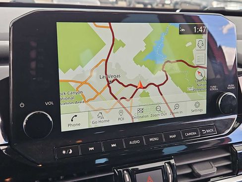 Used 2022 Nissan Pathfinder SL w/ SL Black Package image 29