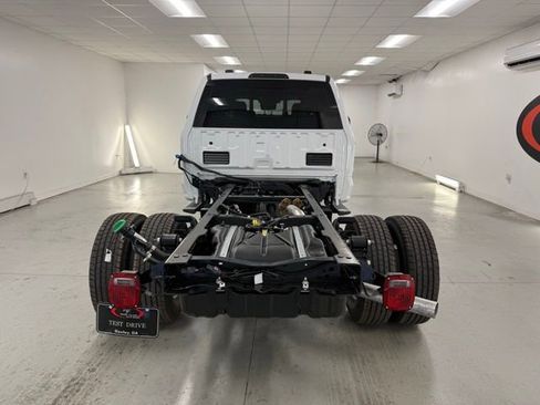 New 2026 Ford F350 XL w/ XL Chrome Package image 7