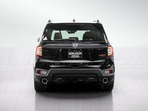 Used 2023 Honda Passport TrailSport image 4