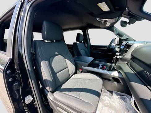 New 2026 RAM 1500 Big Horn AWD/4WD image 30