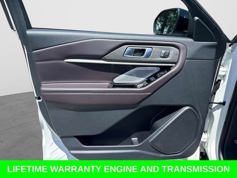 Certified 2026 Ford Explorer Platinum RWD image 20