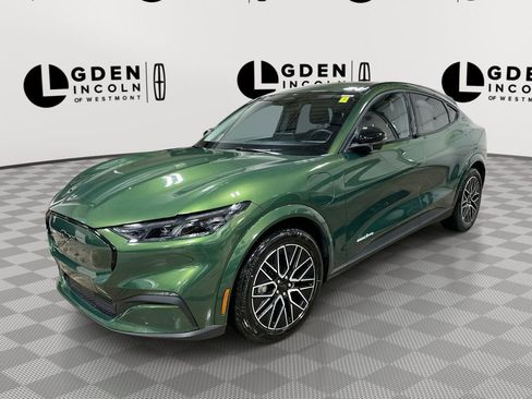 Used 2025 Ford Mustang Mach-E Premium image 1