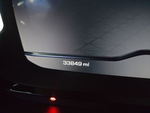 Used 2023 GMC Yukon XL Denali image 14