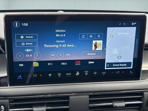Certified 2024 Lincoln Corsair AWD w/ Equipment Group 101A image 23