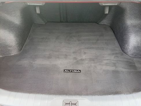Used 2025 Nissan Altima 2.5 SV FWD image 16