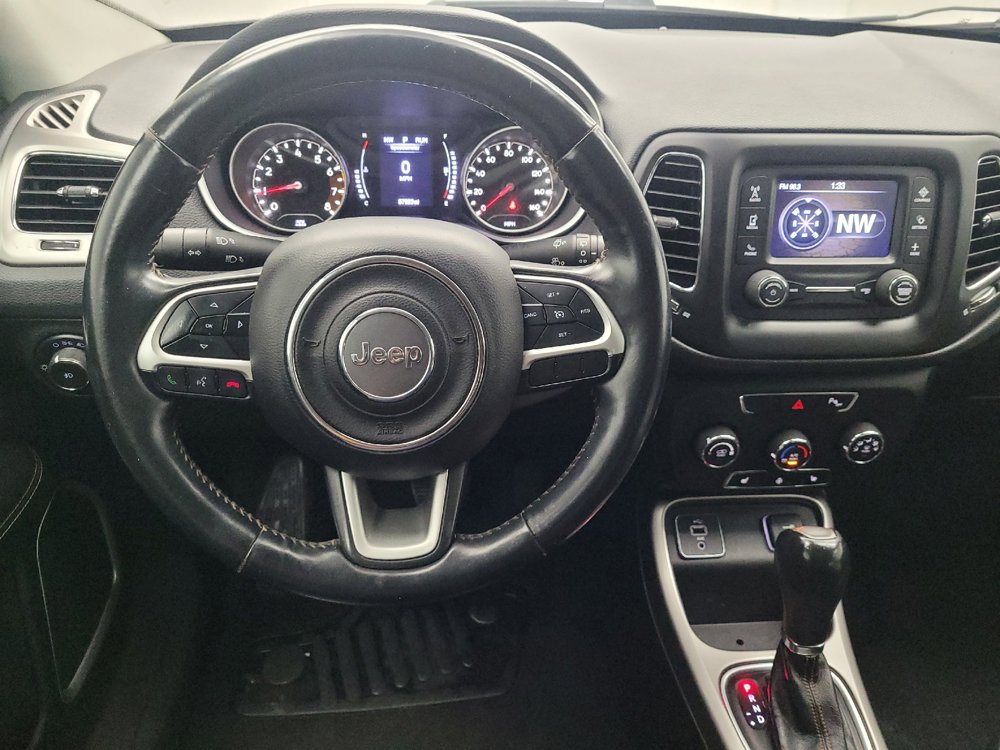 Used 2017 Jeep Compass Latitude w/ Safe & Security Group FWD image 22