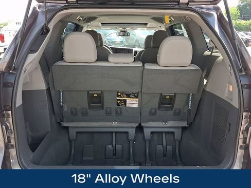 Used 2019 Toyota Sienna XLE w/ XLE Navigation Package AWD/4WD image 31