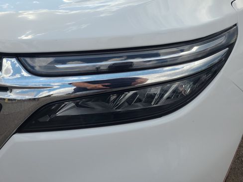 Used 2024 Chevrolet Equinox LT FWD image 9