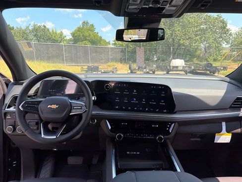 Used 2026 Chevrolet Tahoe LT w/ Comfort Package RWD image 14
