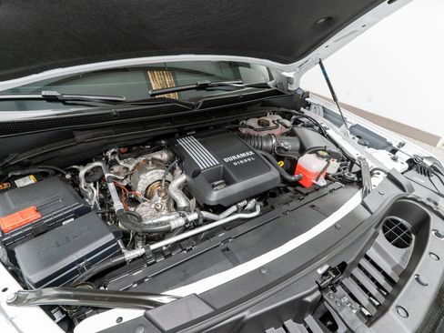 Used 2025 GMC Yukon AT4 w/ Premium Trailering Package image 42