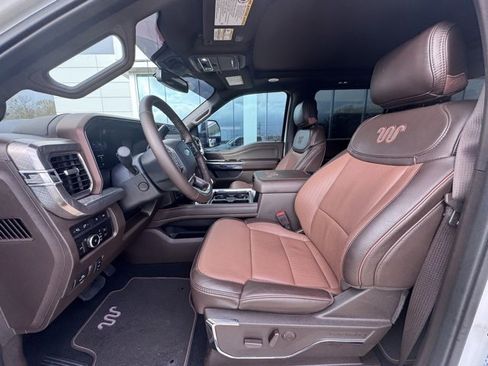 Used 2024 Ford F250 King Ranch w/ FX4 Off-Road Package image 15