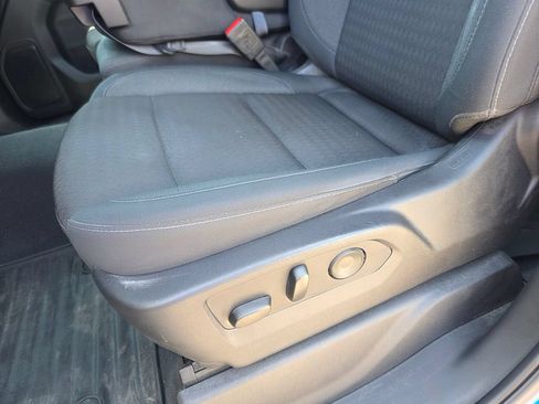 Used 2025 Chevrolet Silverado 1500 Custom AWD/4WD image 12
