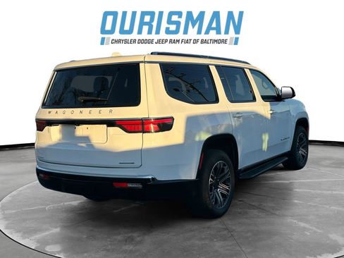 Used 2023 Jeep Wagoneer Series II image 6