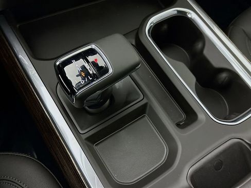 New 2026 GMC Sierra 1500 Elevation w/ Elevation Premium Package image 17