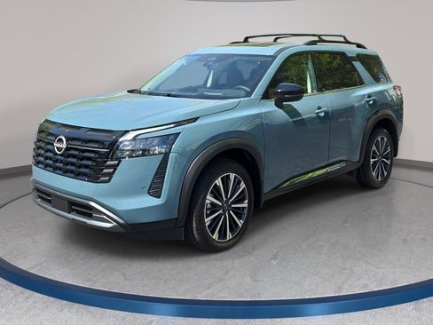 New 2026 Nissan Pathfinder Platinum AWD/4WD image 1