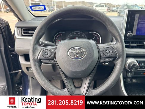Used 2024 Toyota RAV4 XLE image 17