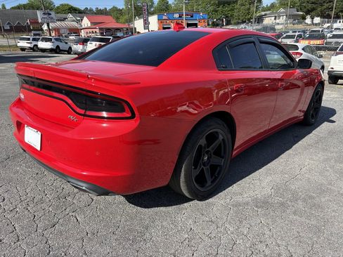 Used 2018 Dodge Charger R/T image 5