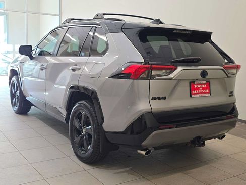 Used 2020 Toyota RAV4 XSE AWD/4WD image 4