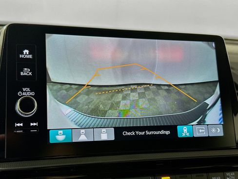New 2026 Honda Odyssey Touring image 14