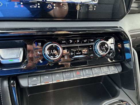 New 2026 GMC Sierra 1500 AT4X image 17