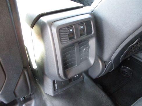 New 2026 Ford Bronco Big Bend w/ Black Diamond Package image 7