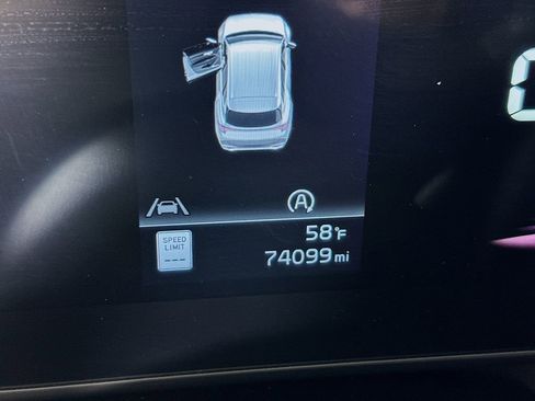 Used 2023 Kia Sportage EX FWD image 24