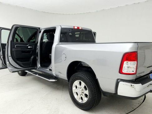 Used 2024 RAM 2500 Big Horn image 12