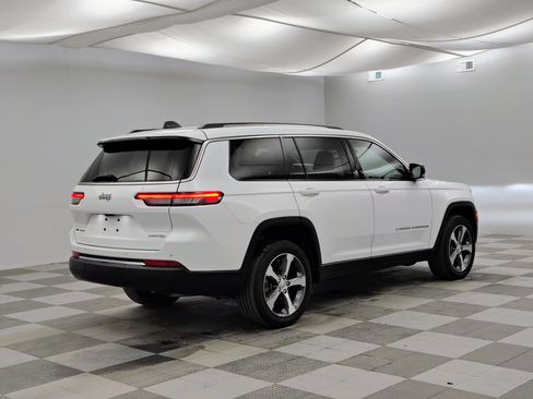 Used 2023 Jeep Grand Cherokee L Limited AWD/4WD image 11