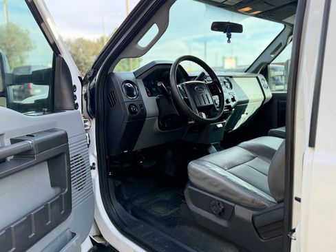 Used 2016 Ford F450 XL w/ Power Equipment Group image 13