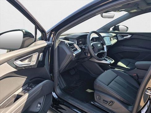 New 2026 Audi Q4 e-tron Premium image 14