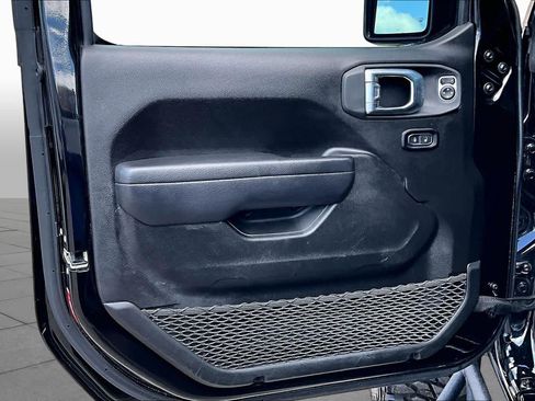 Used 2024 Jeep Gladiator Sport AWD/4WD image 22
