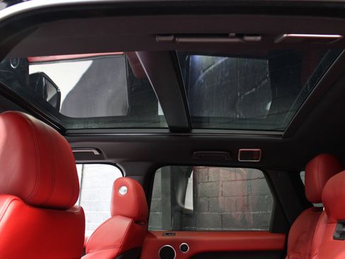 Used 2017 Land Rover Range Rover Sport Autobiography image 22