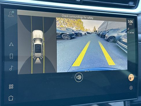 Used 2023 Jaguar F-PACE S image 21