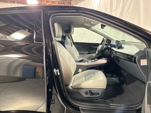Certified 2024 Kia EV6 Wind w/ Wind Technology Package AWD/4WD image 15