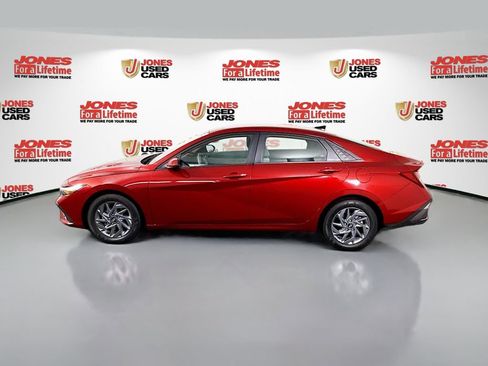 Certified 2024 Hyundai Elantra SEL image 14