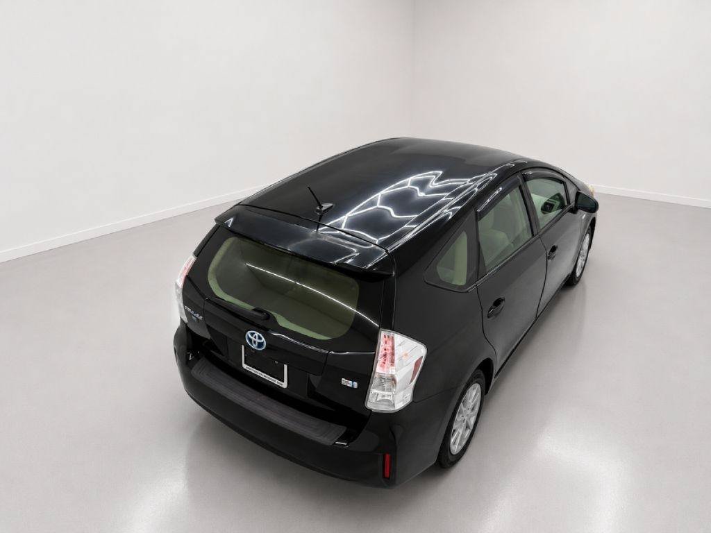 Used 2012 Toyota Prius V Three FWD image 30