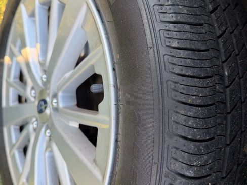 Used 2018 Subaru Impreza 2.0i Premium image 26