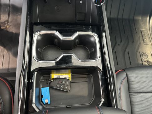 Used 2025 Chevrolet Silverado EV RST AWD/4WD image 17