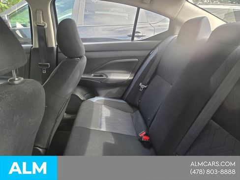 Used 2024 Nissan Versa SV FWD image 5